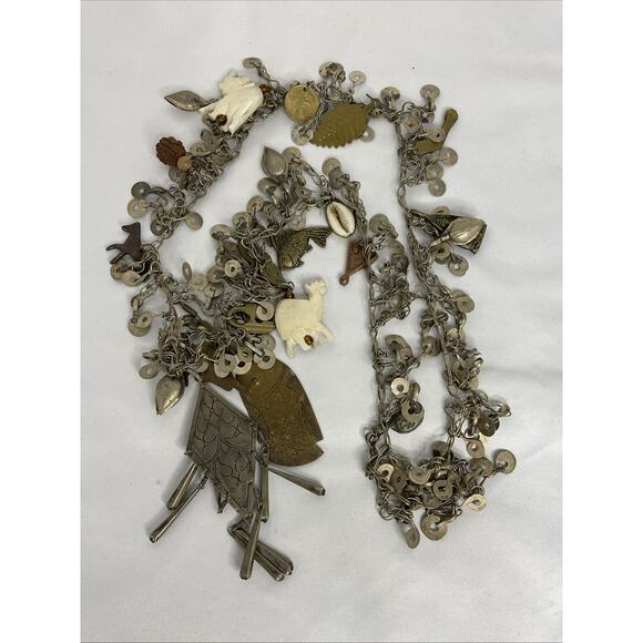 VTG VINTAGE SILVER TONE MEXICAN FETISH CHARM NECKLACE 19 IN - Picture 2 of 7